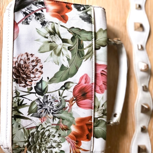 Design Lab Floral Purse - Picture 6 of 9